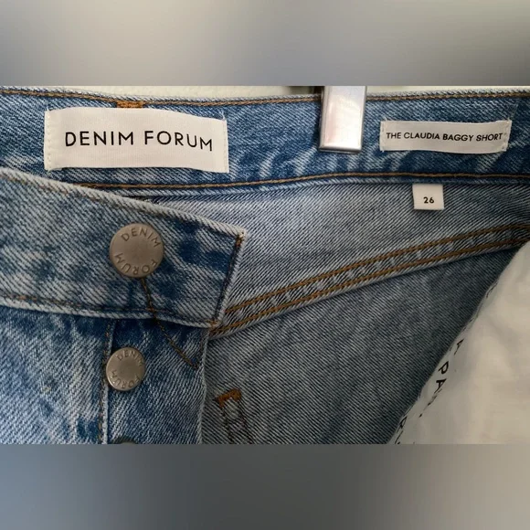 Denim Forum Aritzia The Claudia Baggy Short Size 26 Frayed Jean Shorts - Picture 4 of 7